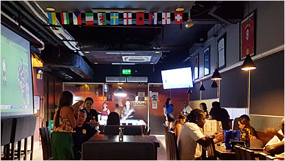 Shooters Sports Bar in Poblacion, Makati, Manila